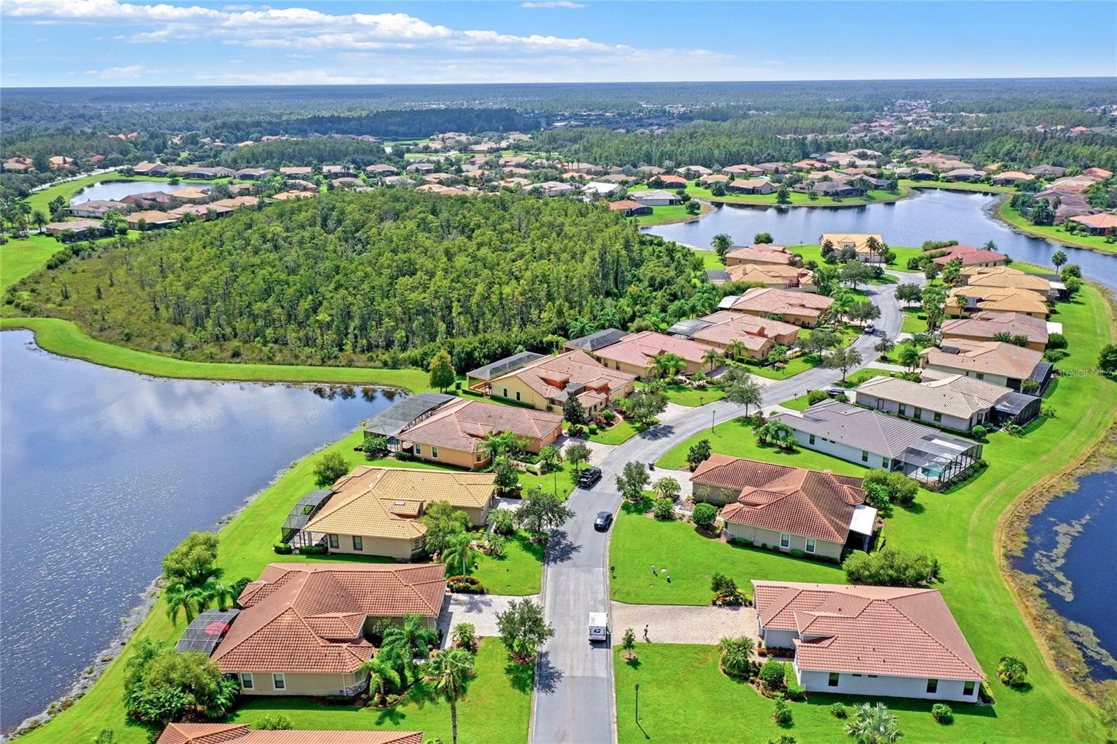 142 RANCHO MIRAGE DR