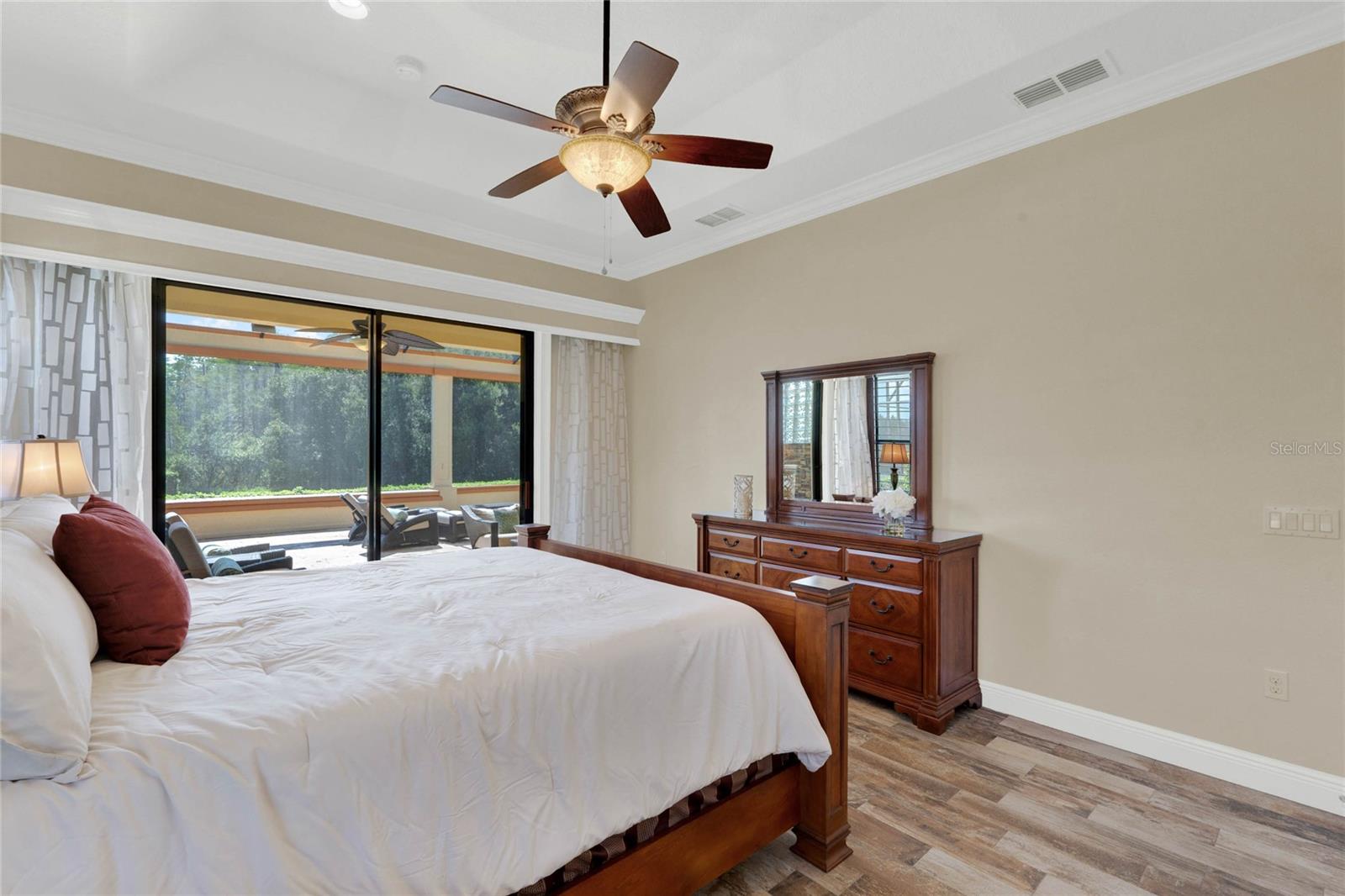 142 RANCHO MIRAGE DR