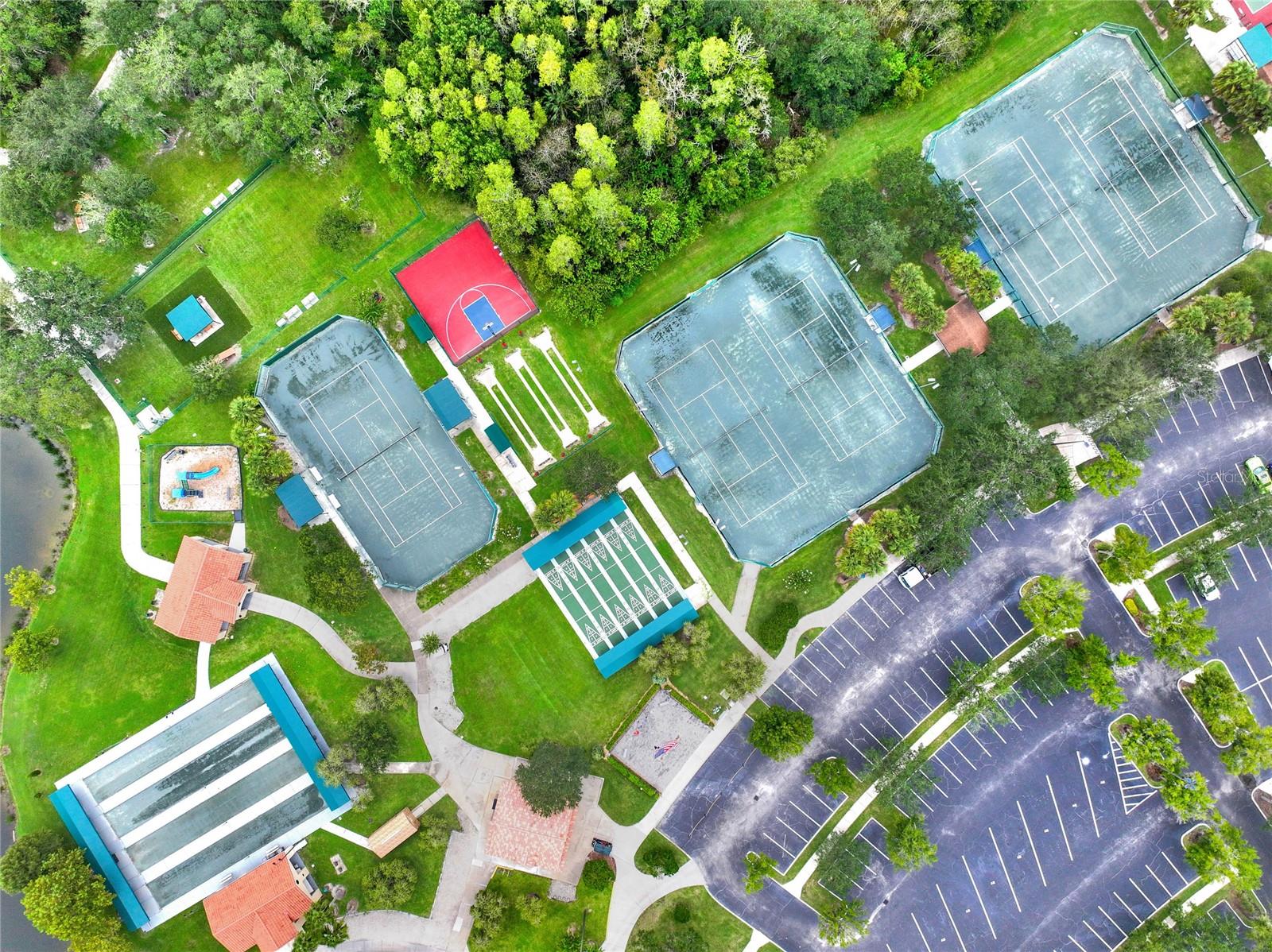 142 RANCHO MIRAGE DR