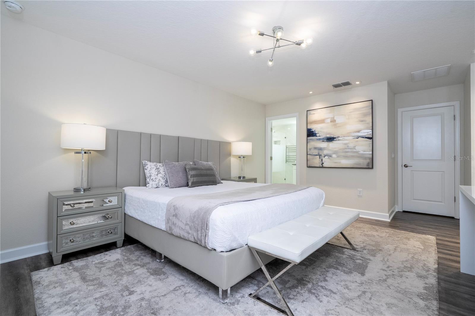 1097 TRAPPERS TRAIL LOOP