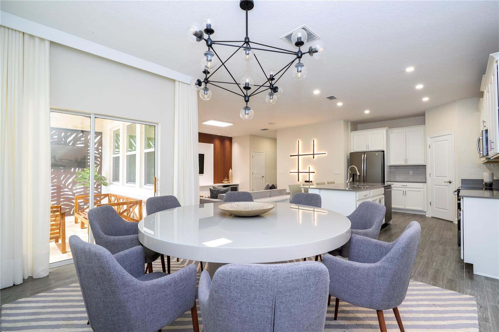 1097 TRAPPERS TRAIL LOOP