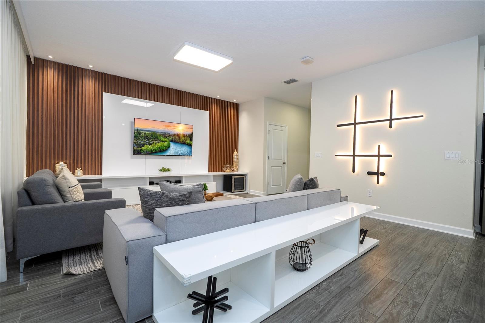 1097 TRAPPERS TRAIL LOOP