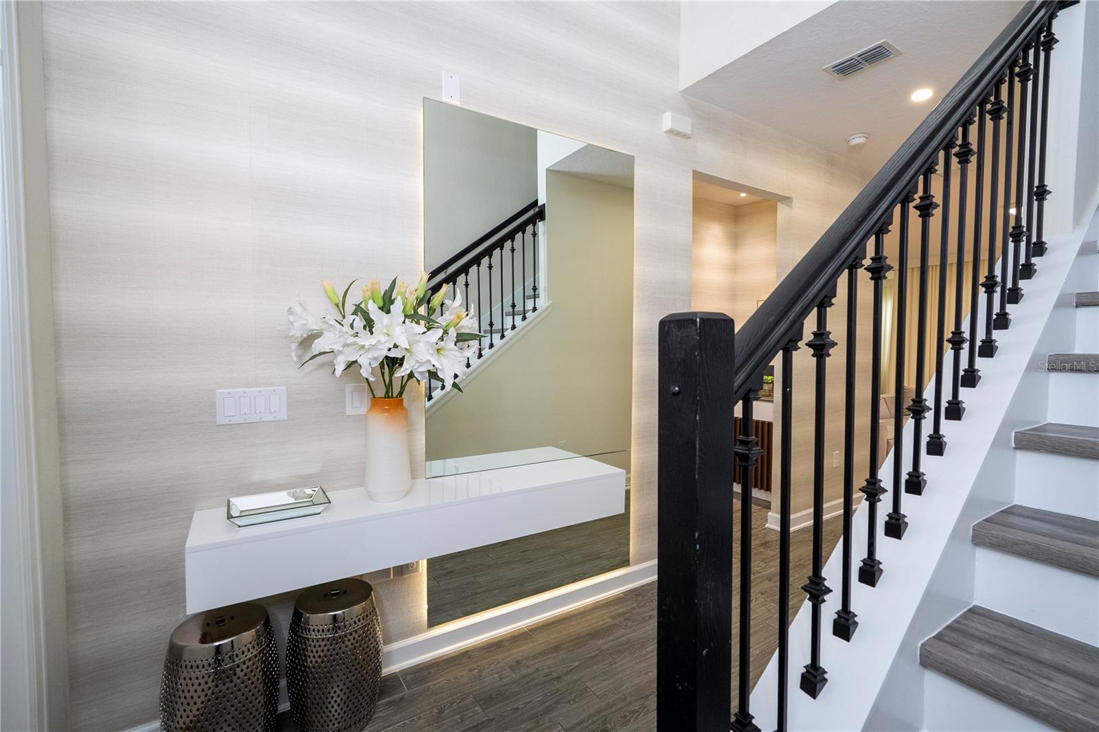 1097 TRAPPERS TRAIL LOOP