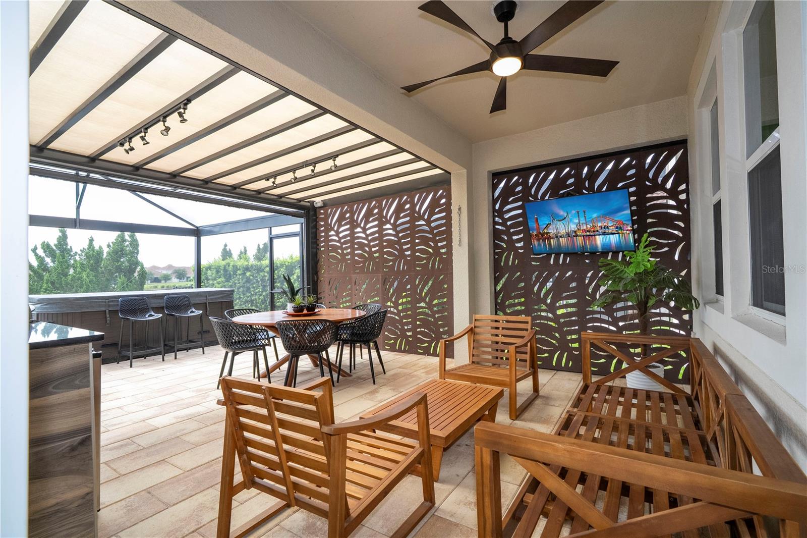 1097 TRAPPERS TRAIL LOOP