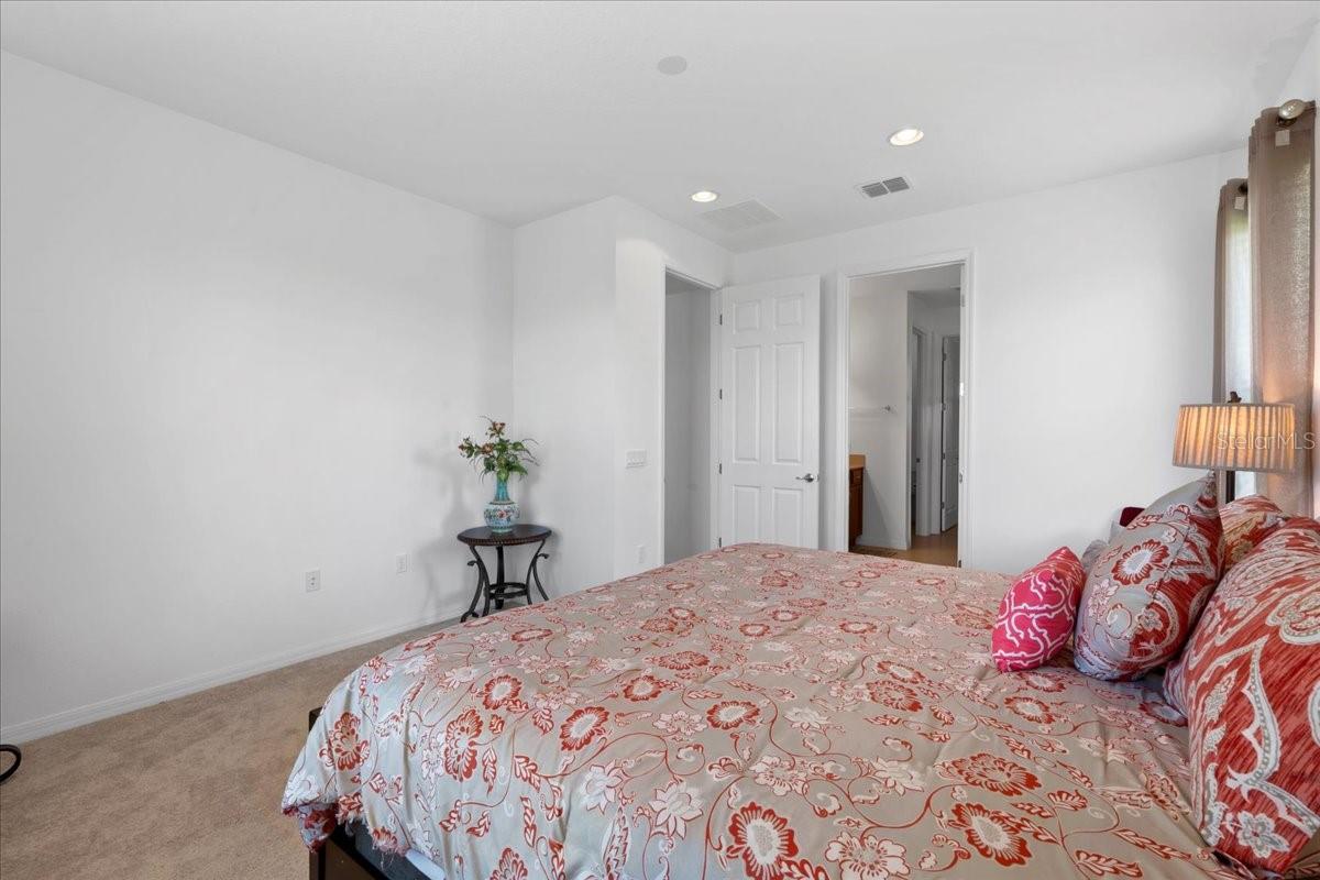 3878 CARRICK BEND DR