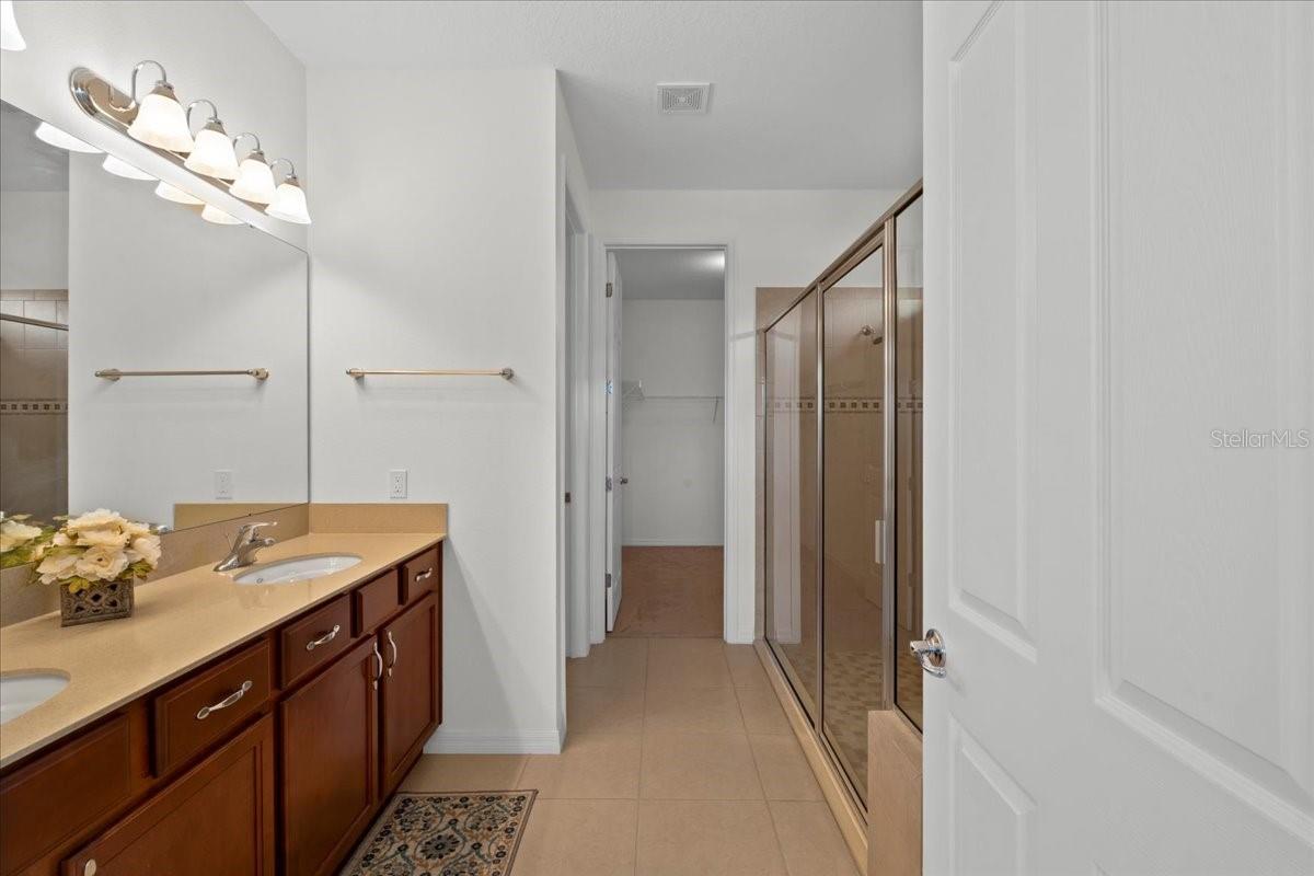 3878 CARRICK BEND DR