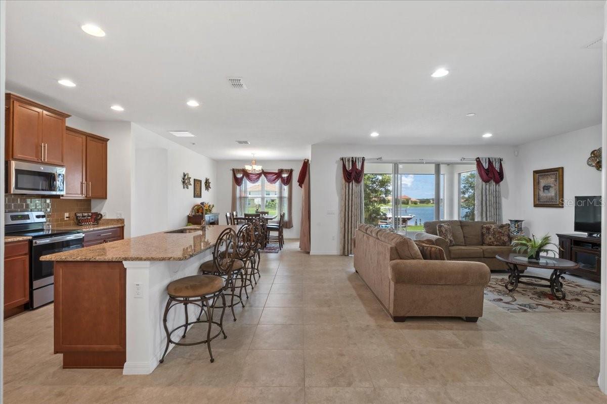 3878 CARRICK BEND DR