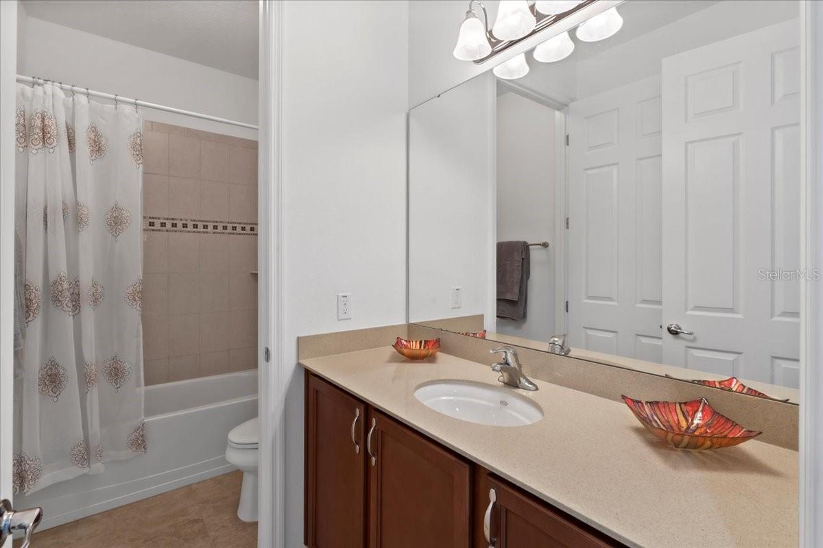 3878 CARRICK BEND DR