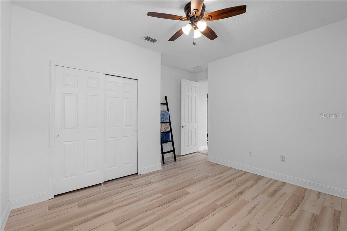3715 PARADISO CIR
