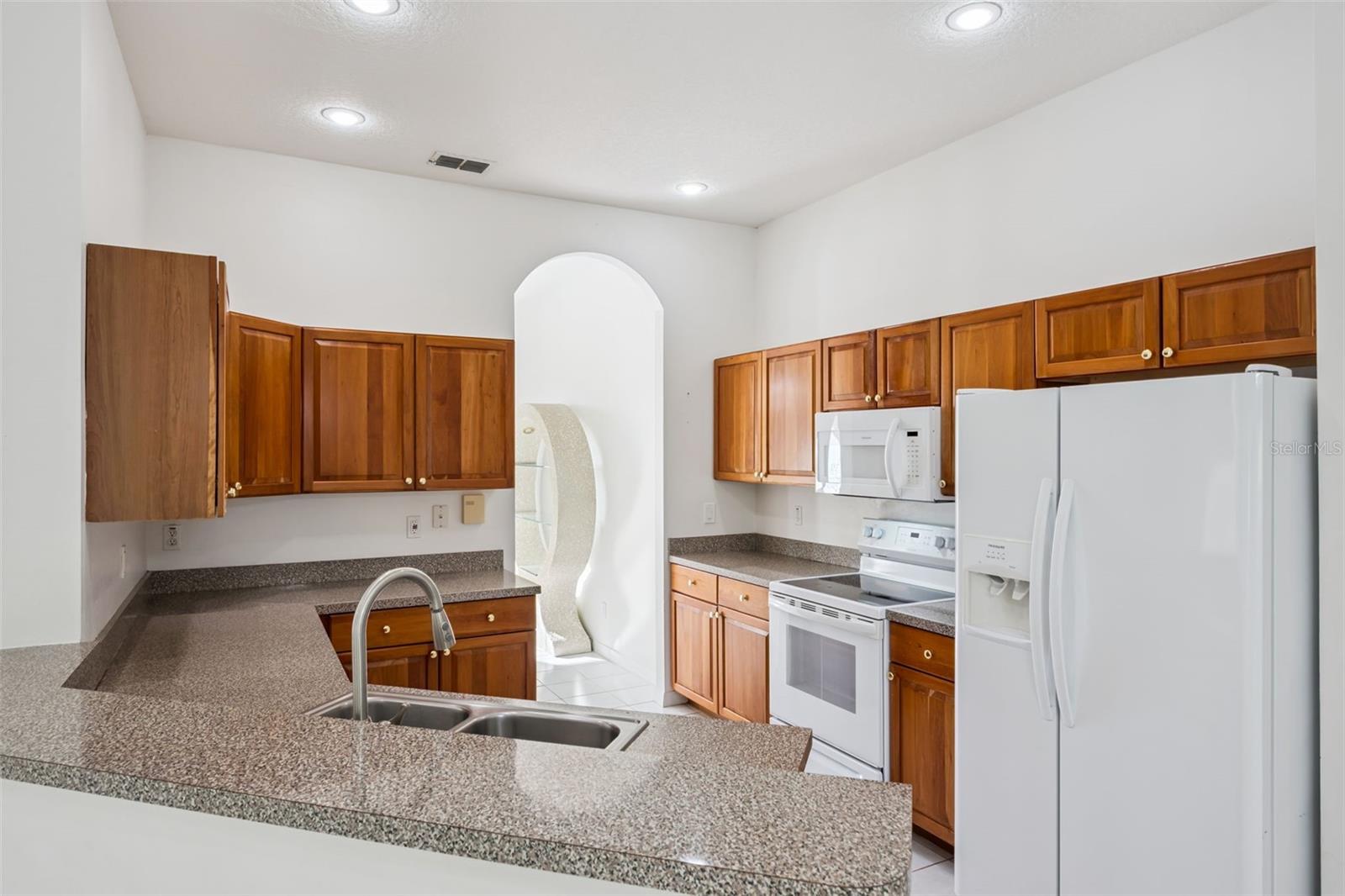 3036 BAY LAUREL CIRCLE SOUTH