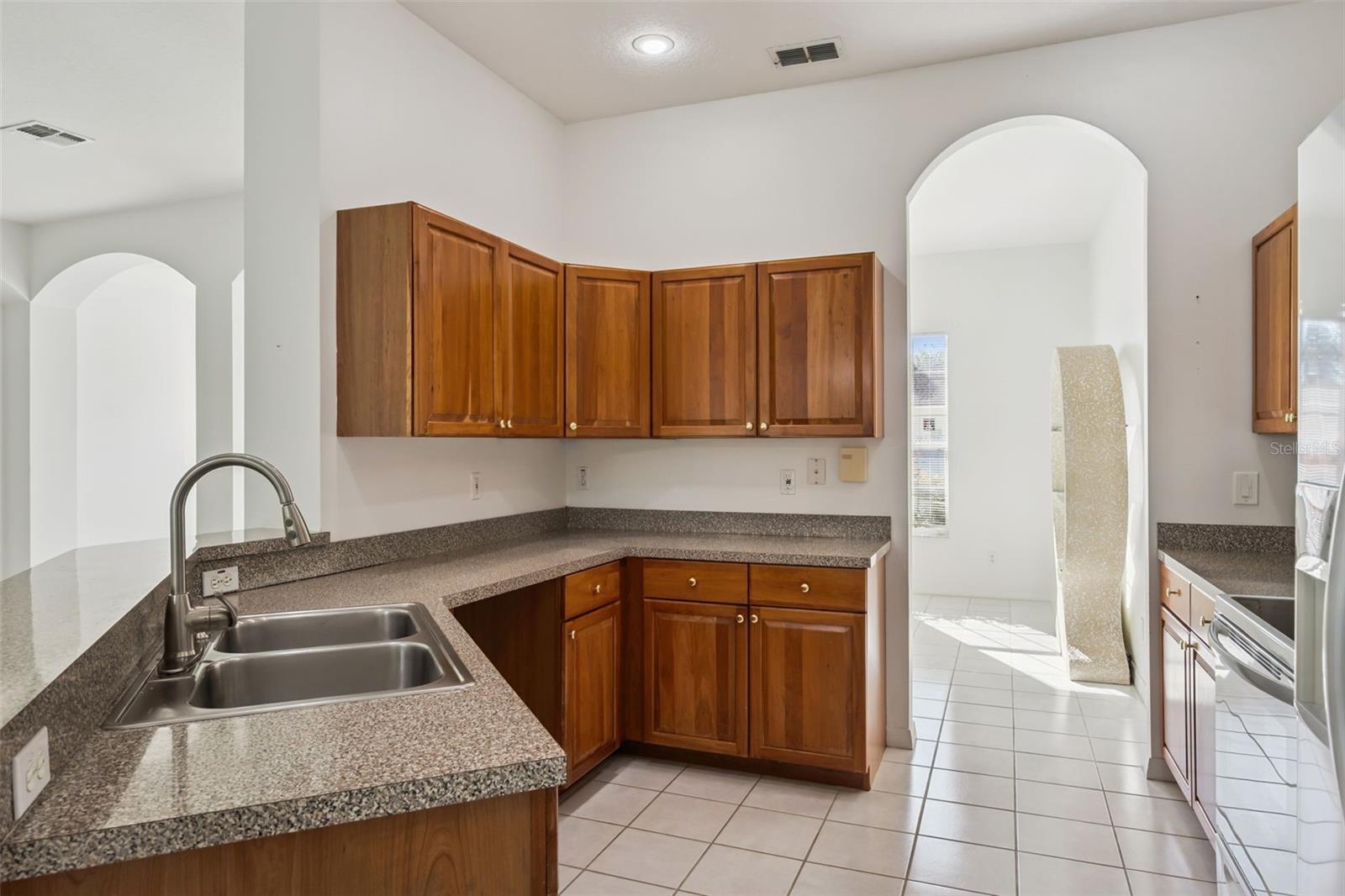 3036 BAY LAUREL CIRCLE SOUTH