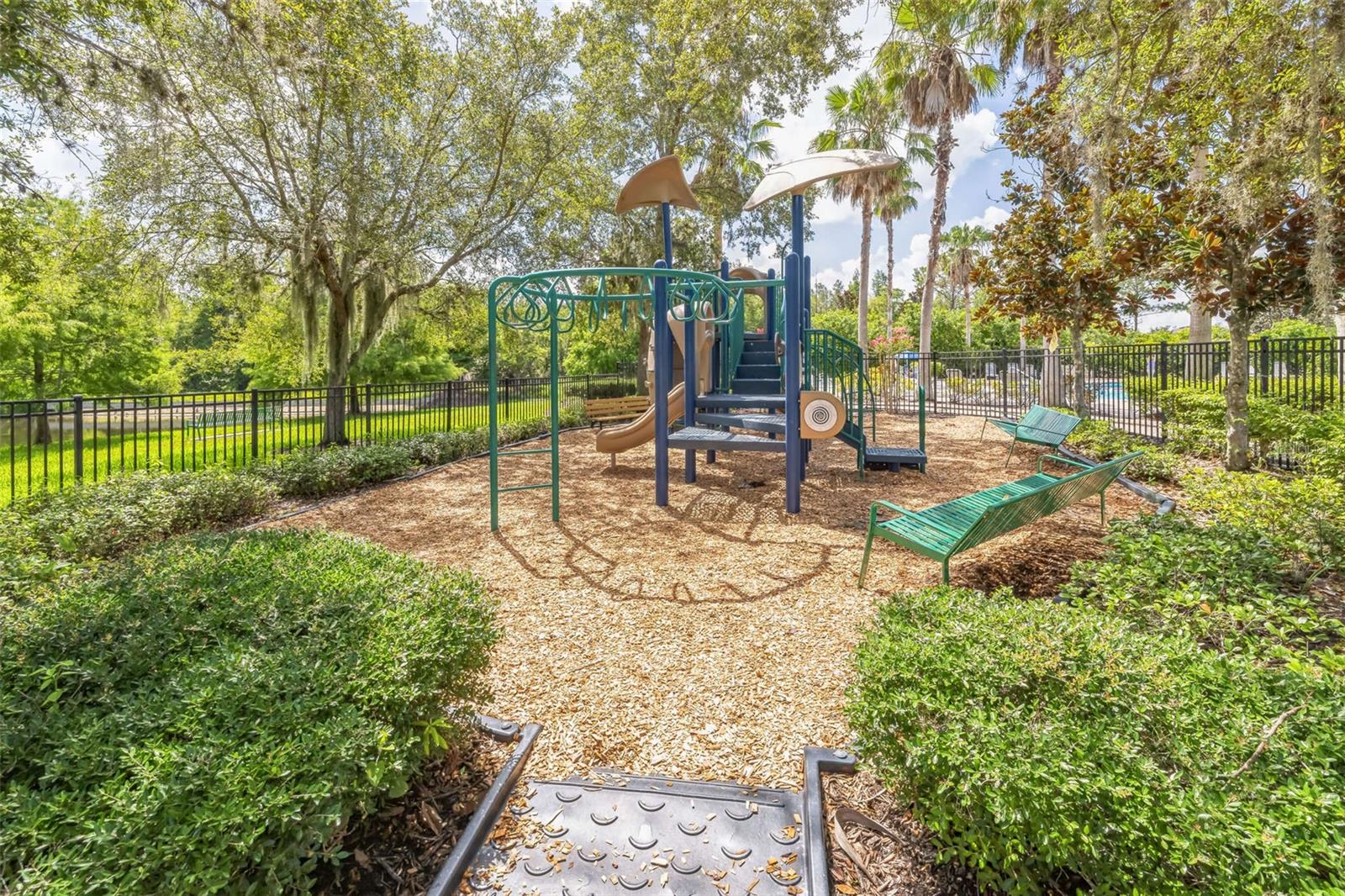 3867 WIND DANCER CIR