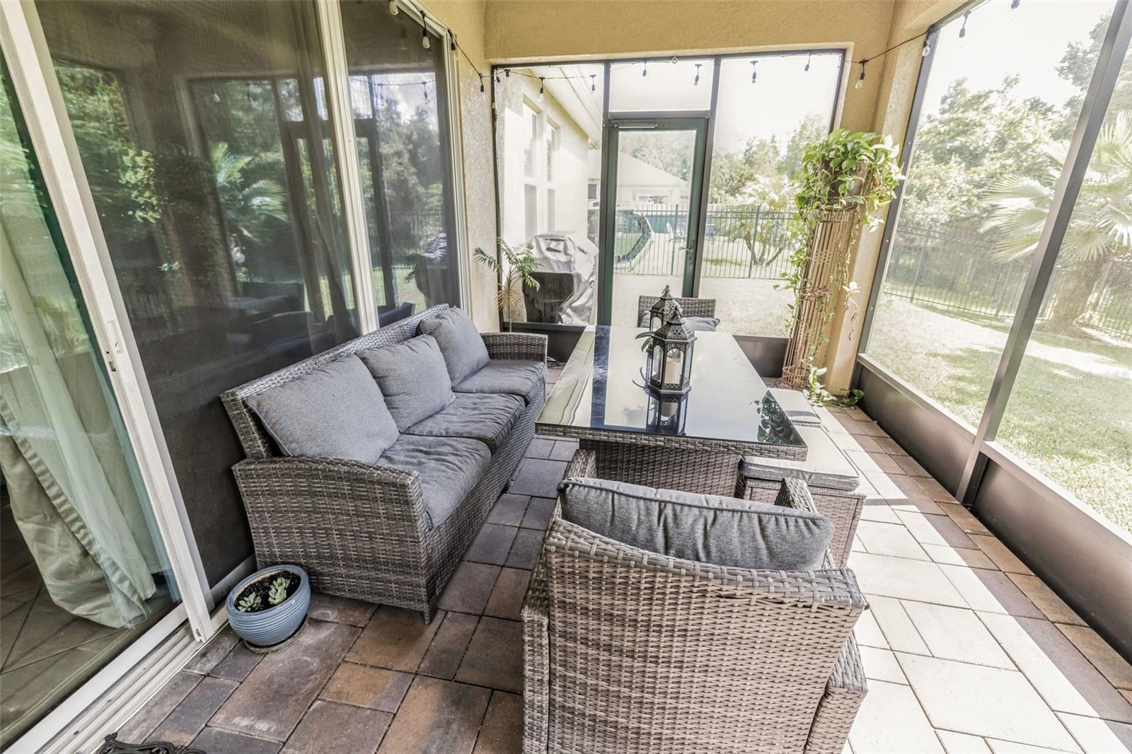 3867 WIND DANCER CIR