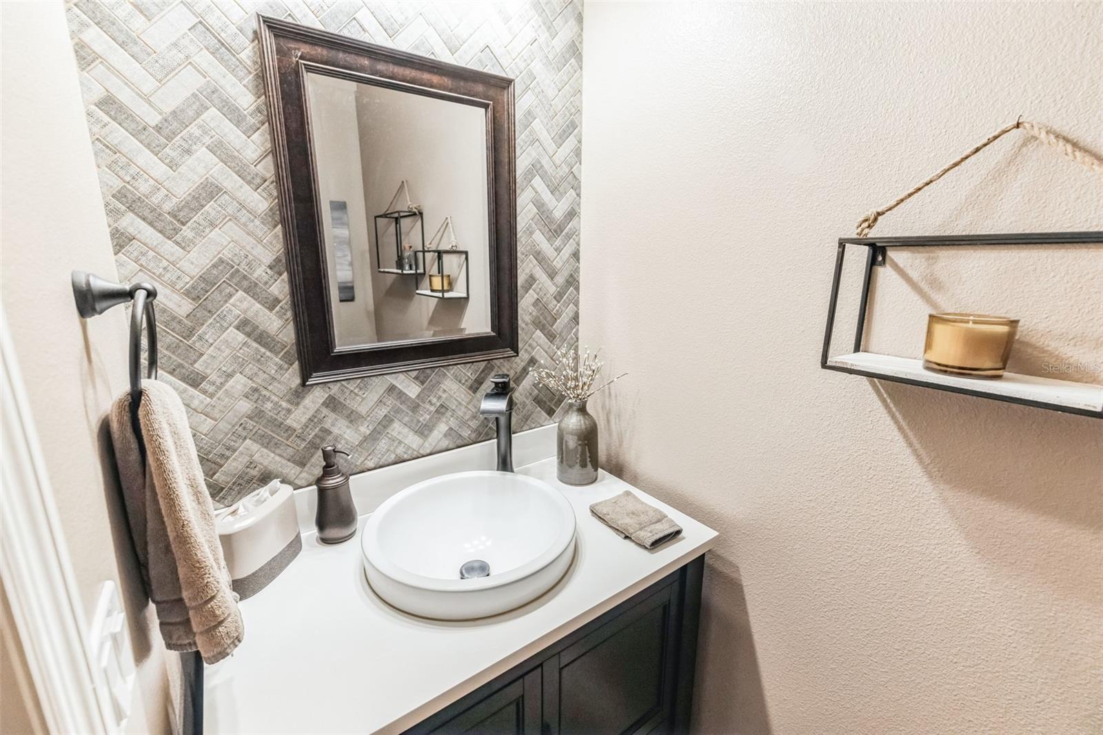 3867 WIND DANCER CIR