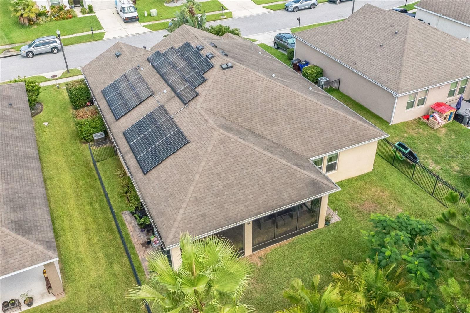 3867 WIND DANCER CIR