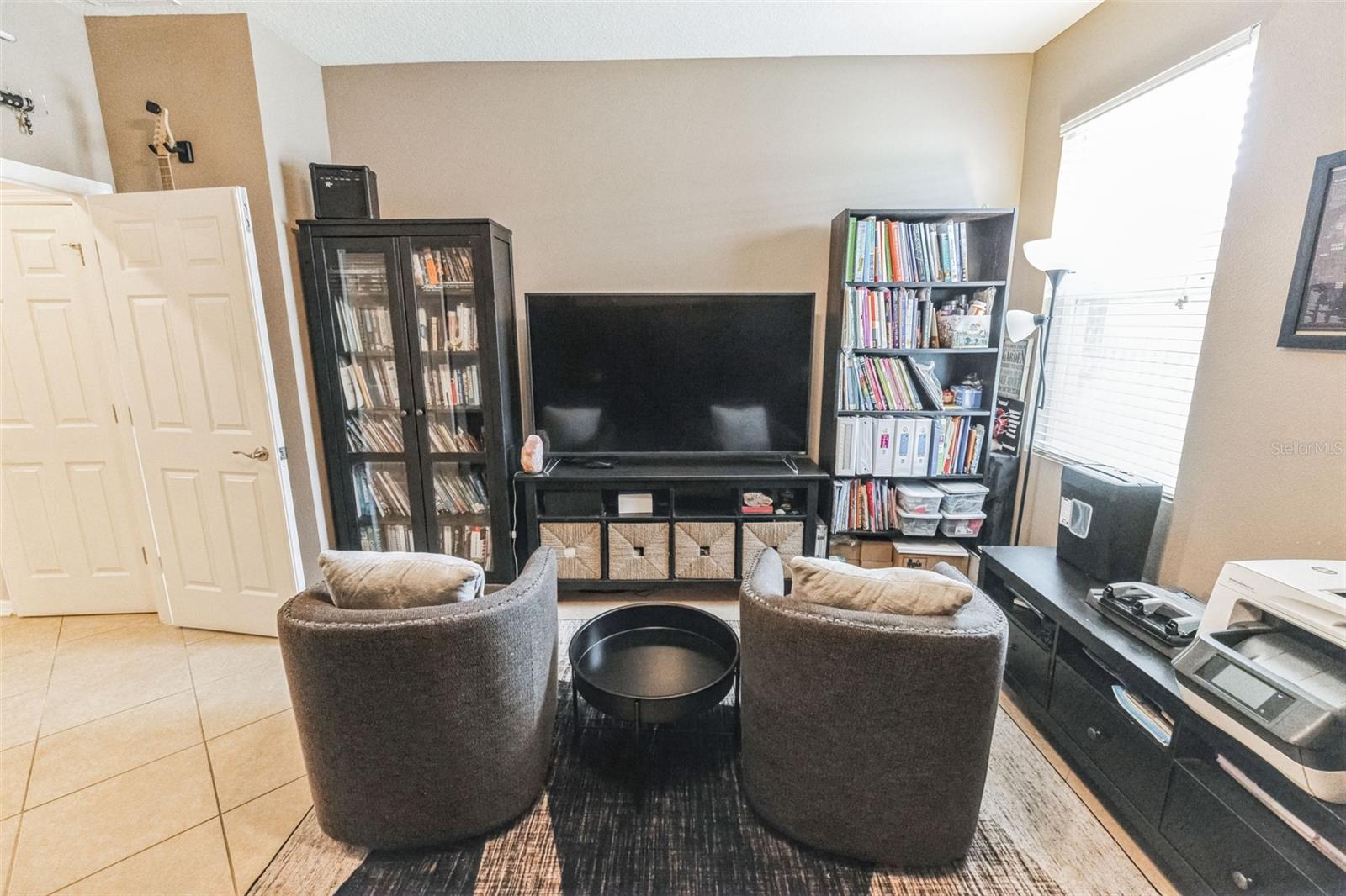 3867 WIND DANCER CIR