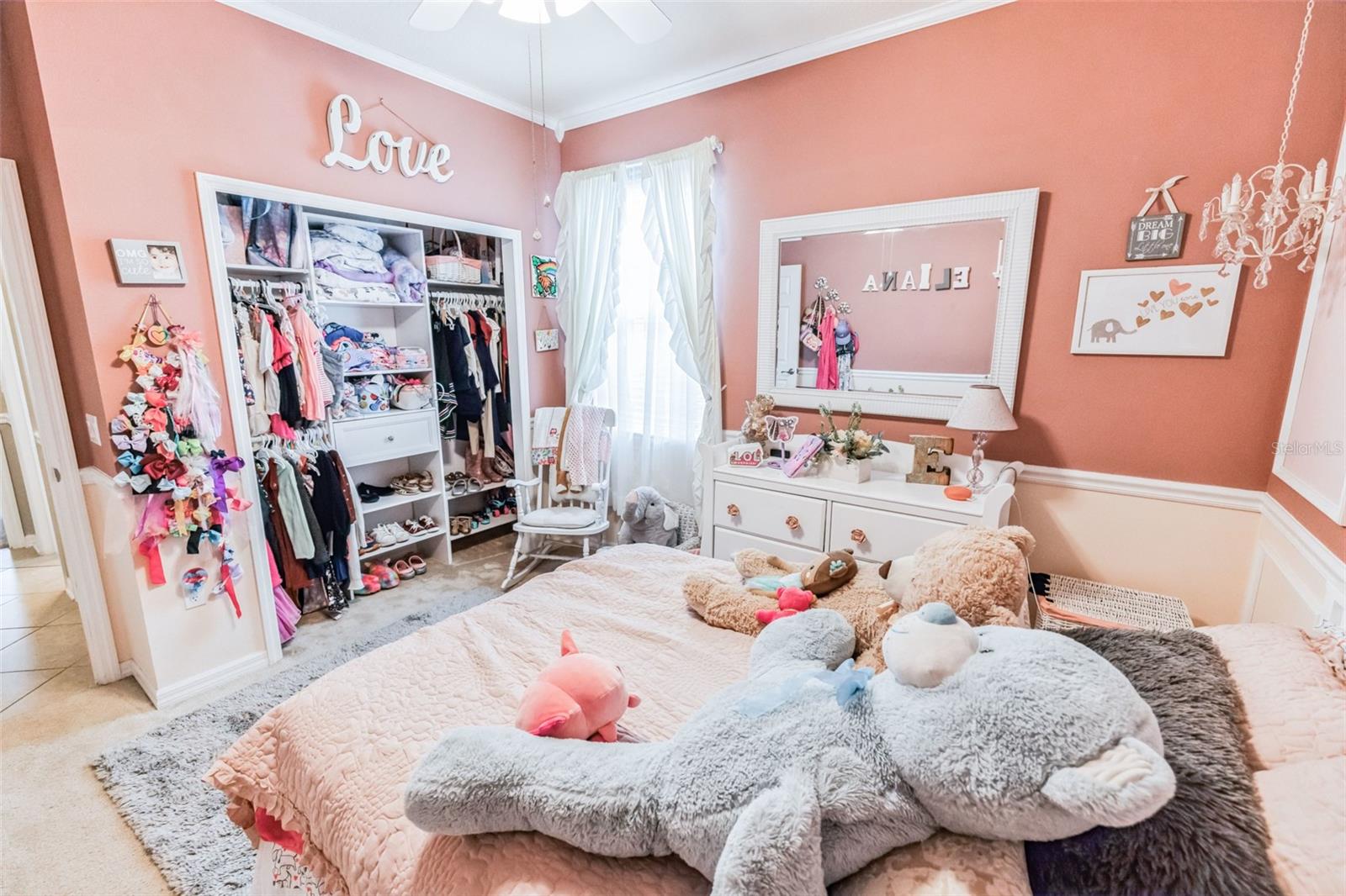 3867 WIND DANCER CIR