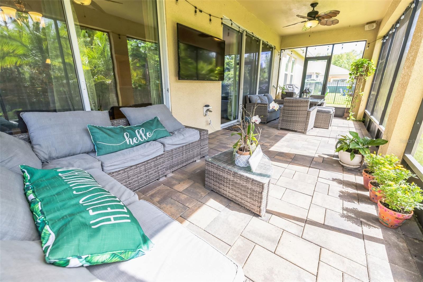 3867 WIND DANCER CIR