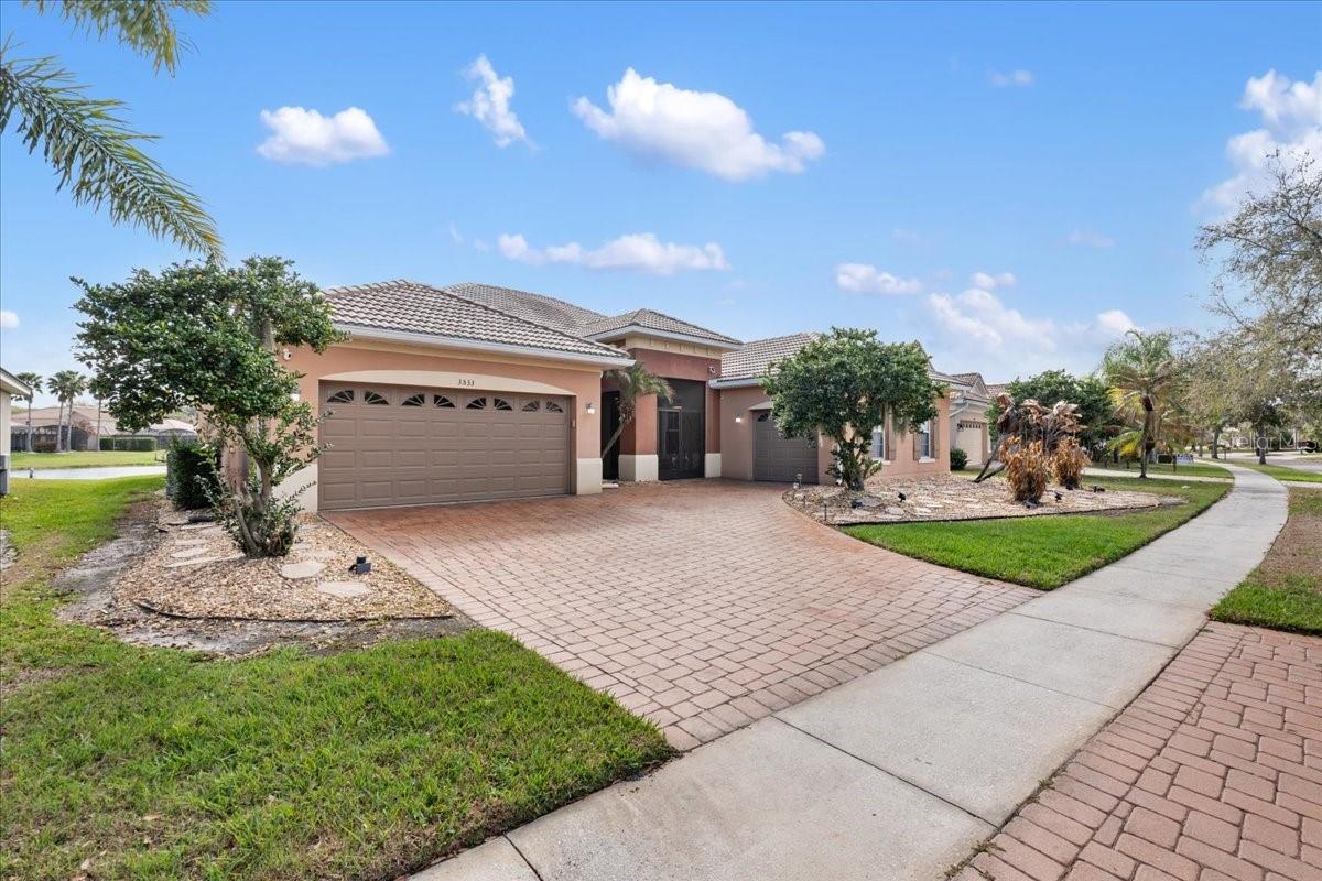3533 SOMERSET CIR