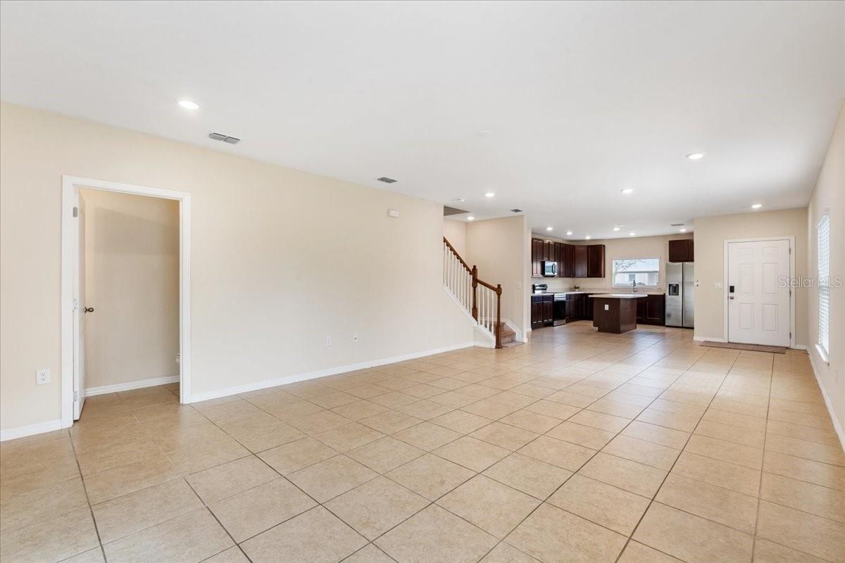 4855 CORAL CASTLE DR