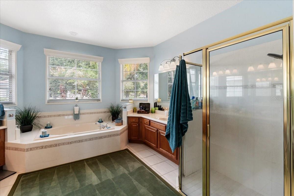 3544 SUNSET ISLE BLVD