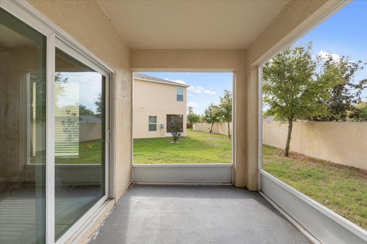 4855 CORAL CASTLE DR
