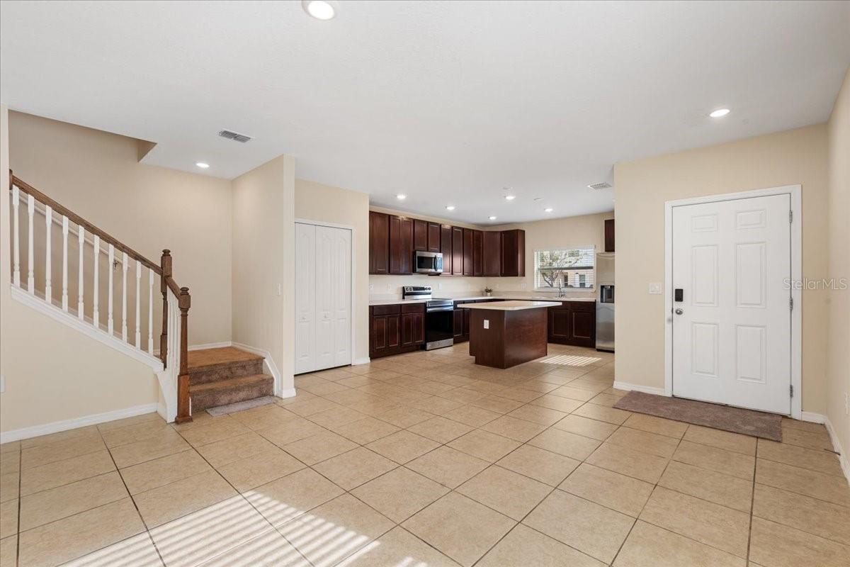 4855 CORAL CASTLE DR