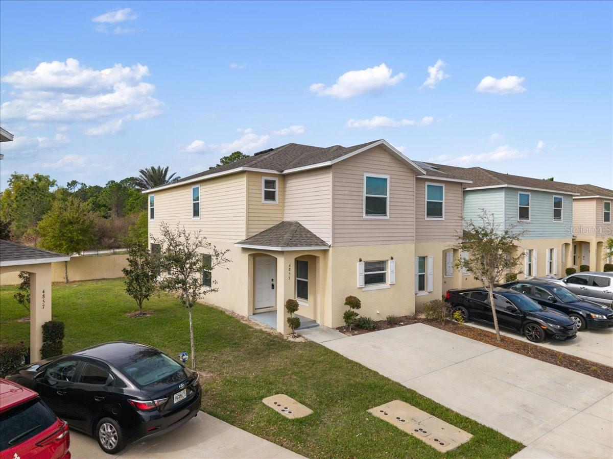 4855 CORAL CASTLE DR