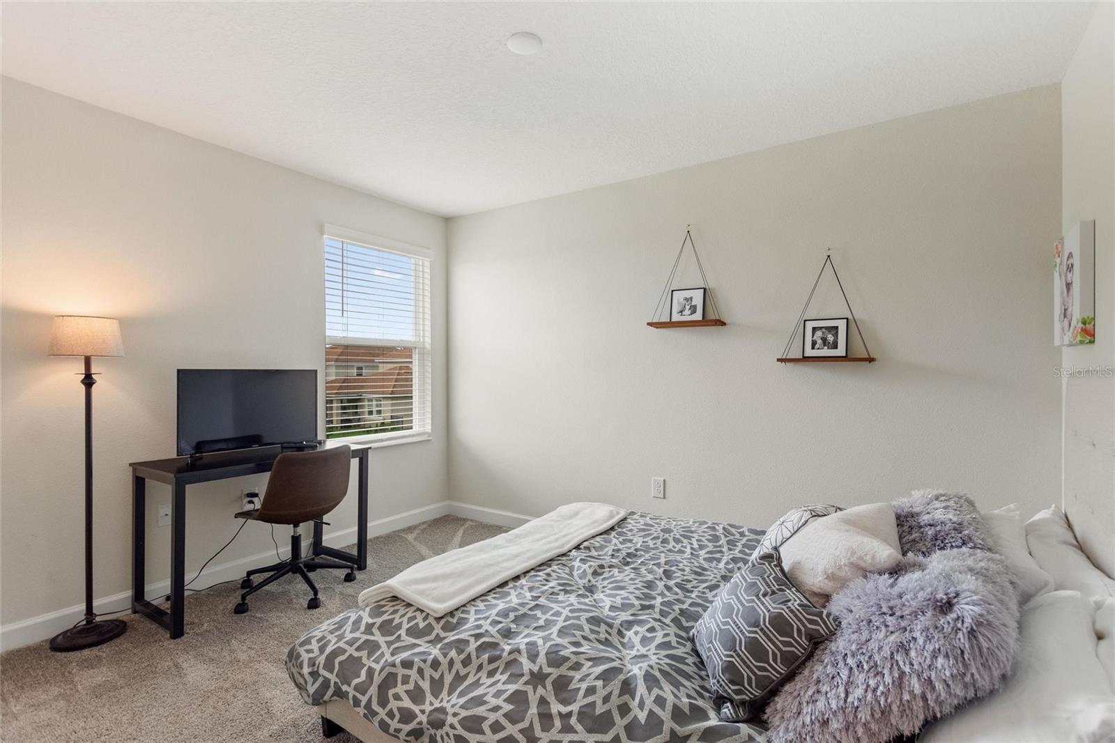 8744 PACIFIC DUNES DR