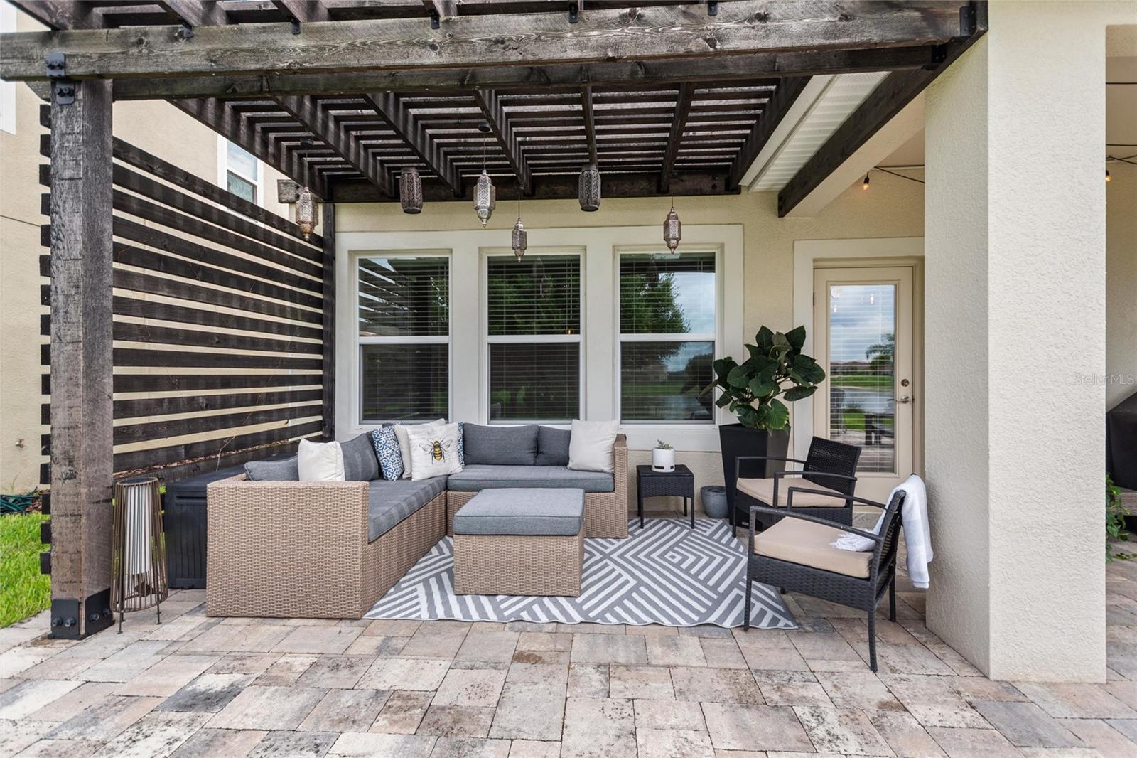 8744 PACIFIC DUNES DR