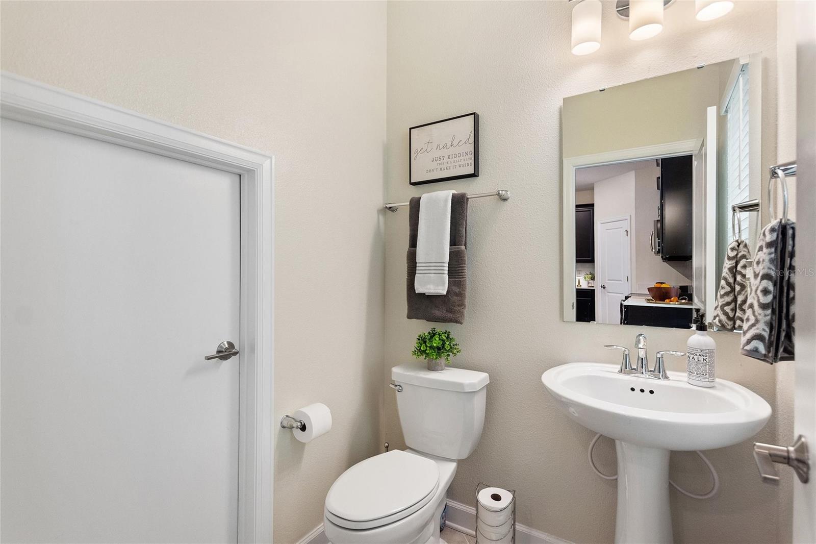 8744 PACIFIC DUNES DR