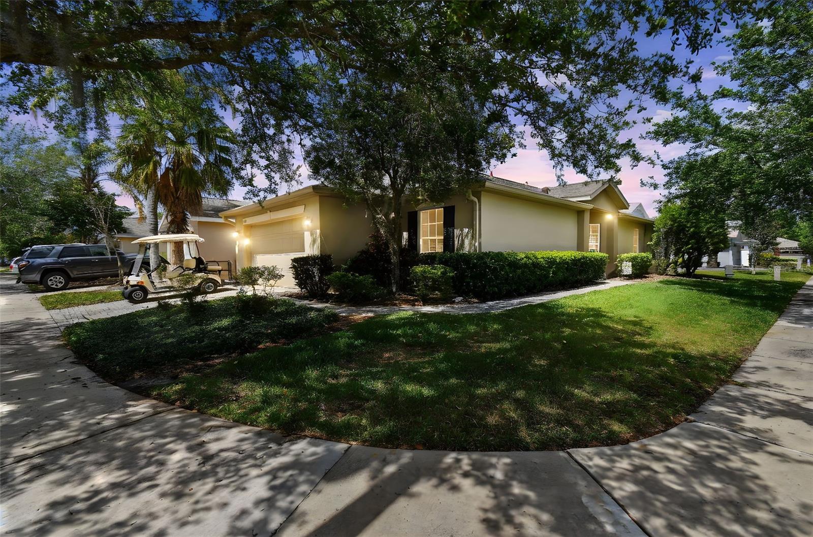 223 BELL TOWER XING W