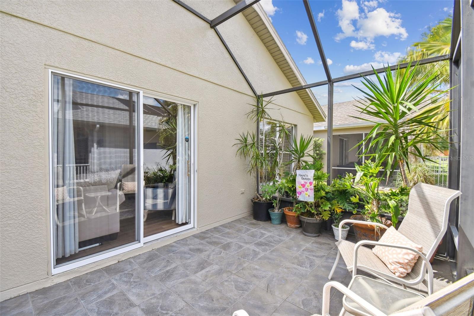 223 BELL TOWER XING W