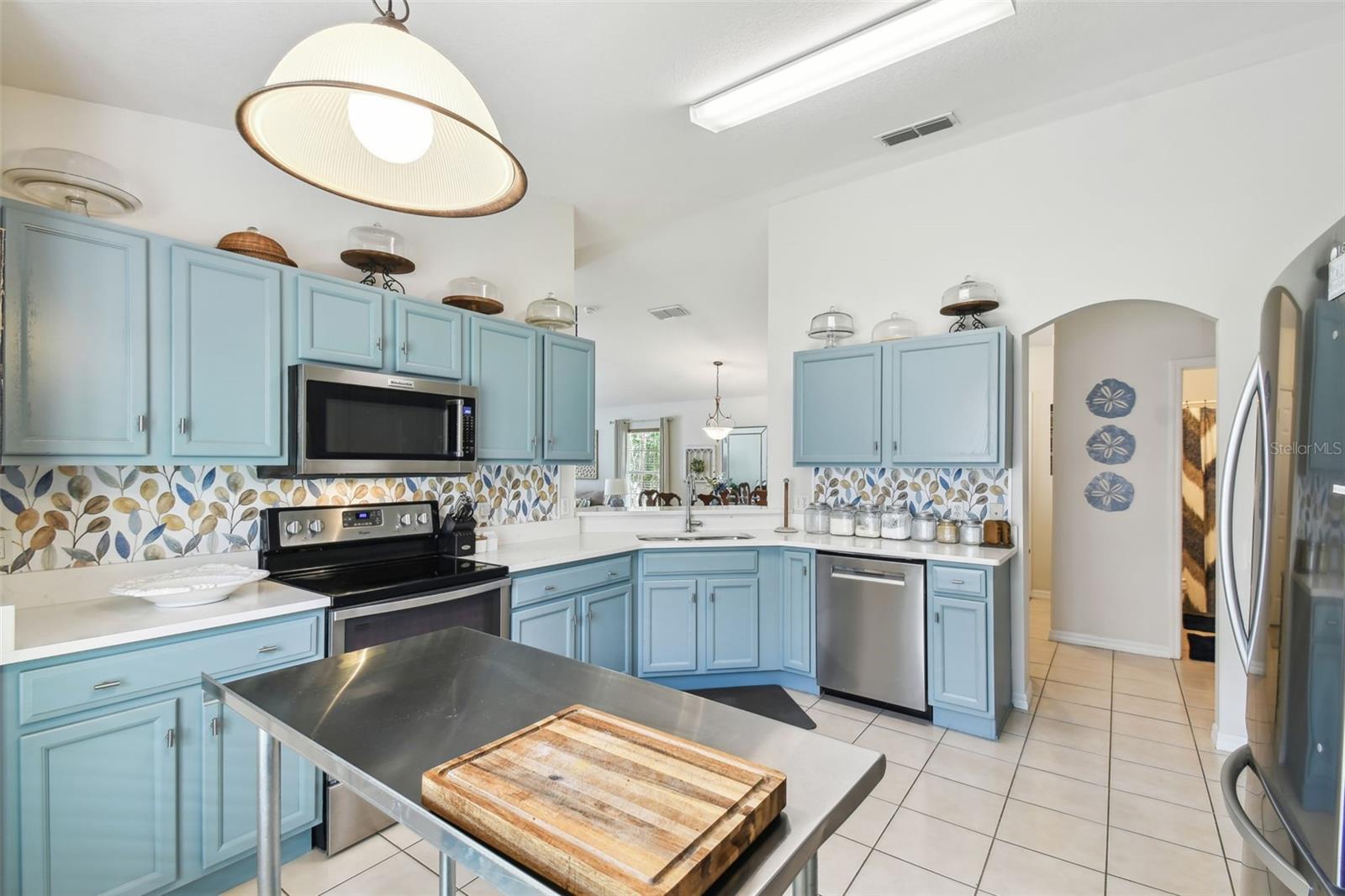 223 BELL TOWER XING W