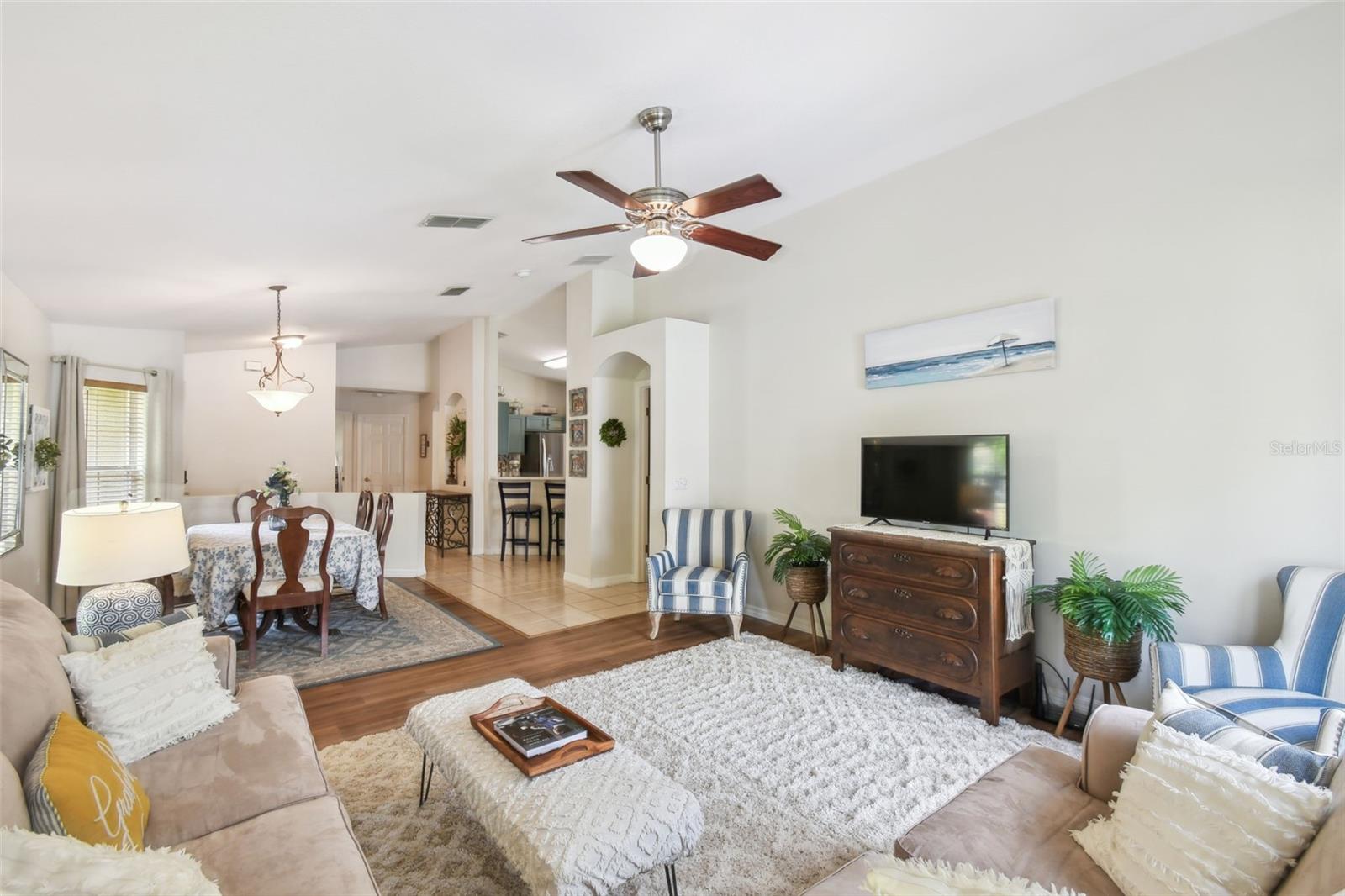 223 BELL TOWER XING W