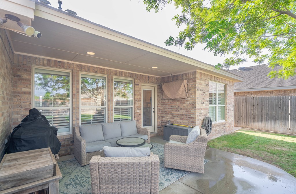 4011 Navasota