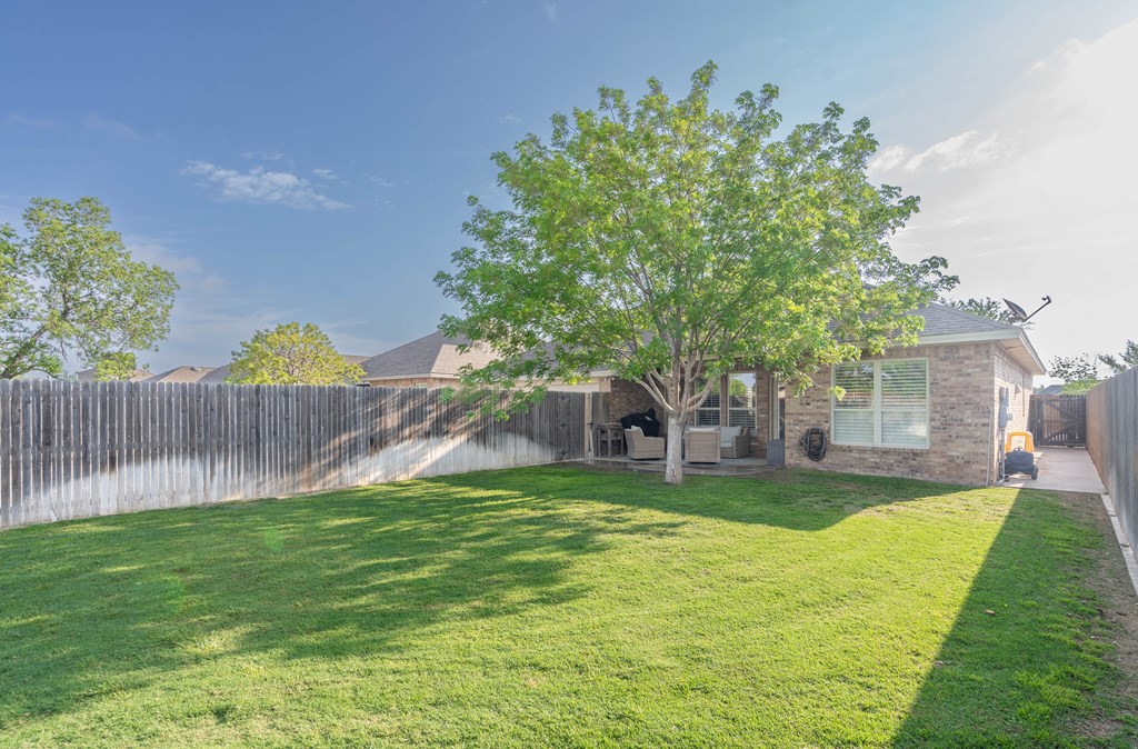 4011 Navasota