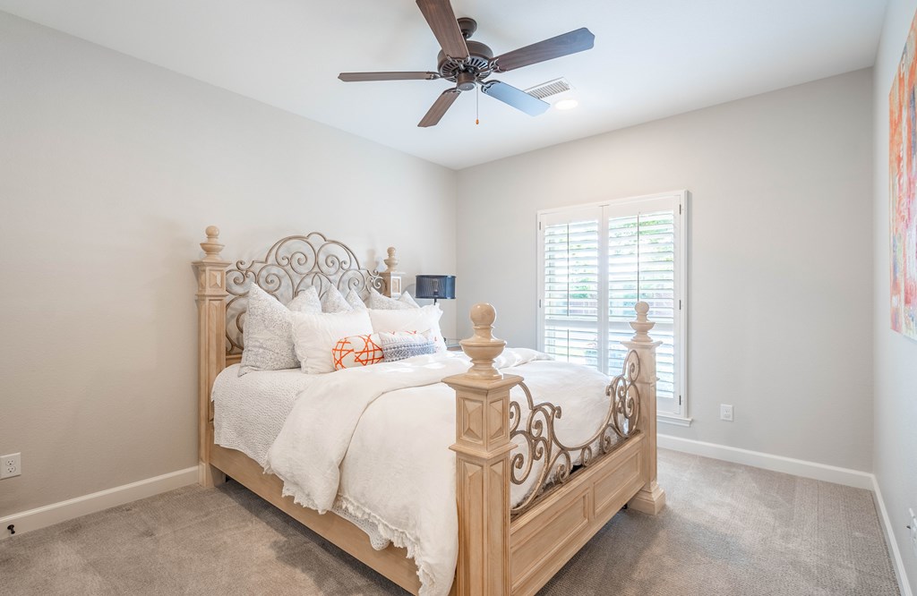 4011 Navasota