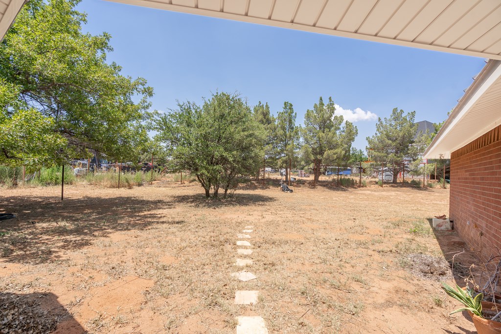 2909 Ann Dr