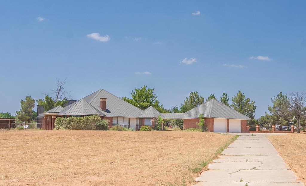 2909 Ann Dr