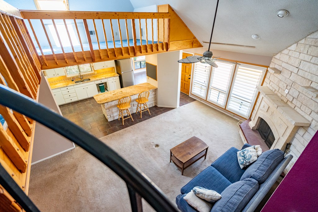2909 Ann Dr