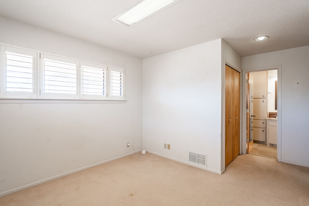 2909 Ann Dr