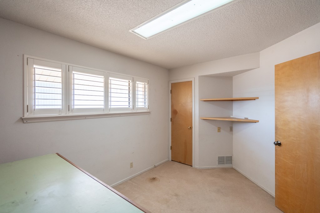 2909 Ann Dr