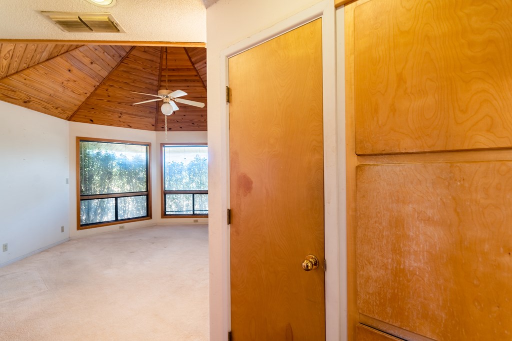 2909 Ann Dr