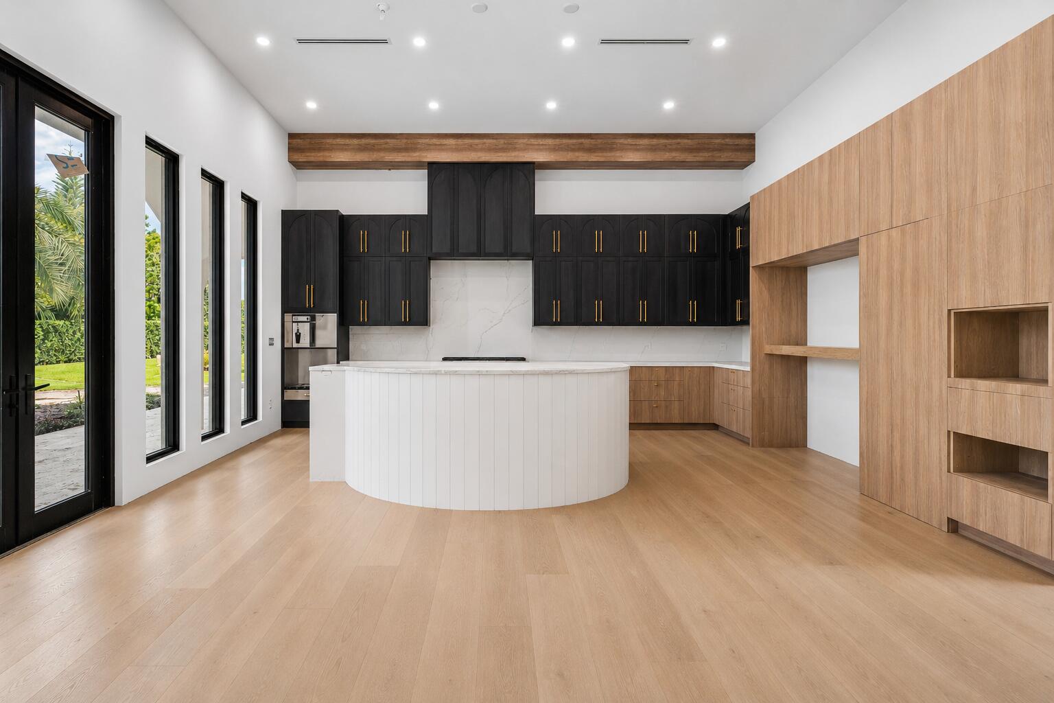 298 NE 8th