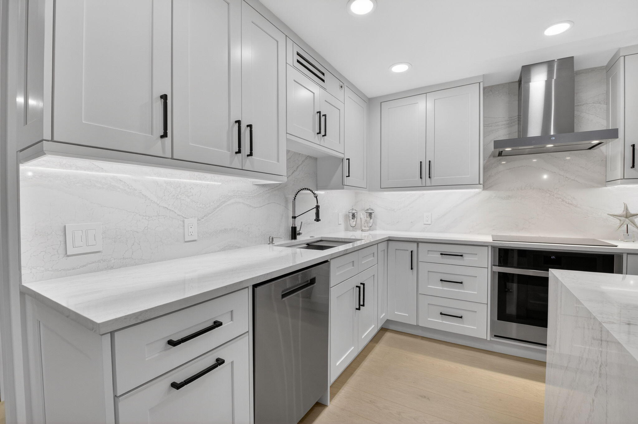 3400 S Ocean Boulevard 10m