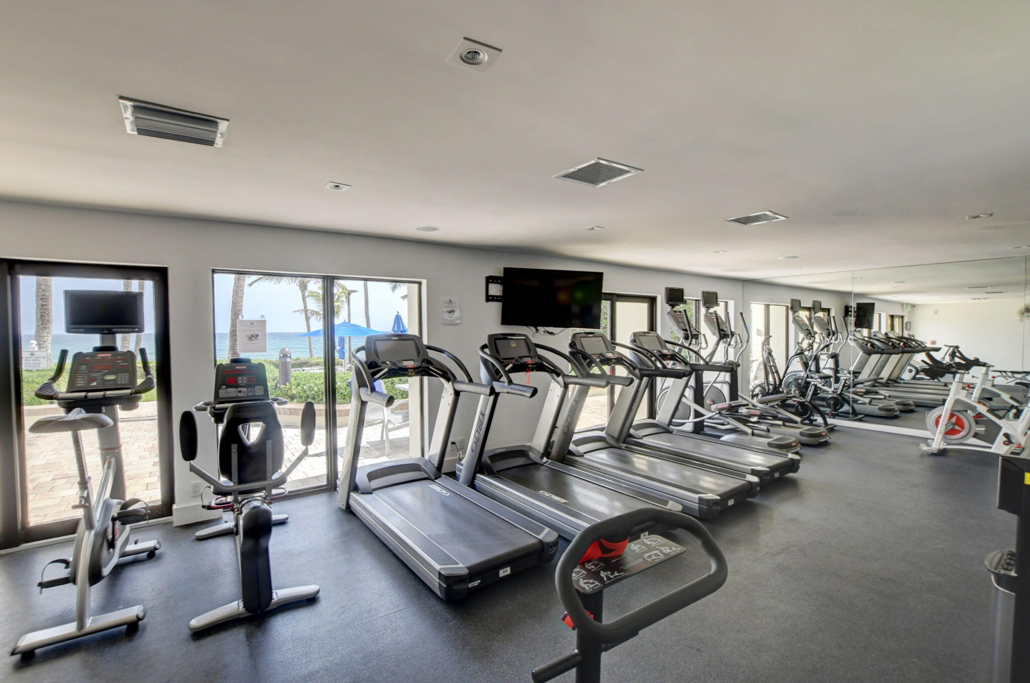 3400 S Ocean Boulevard 10m