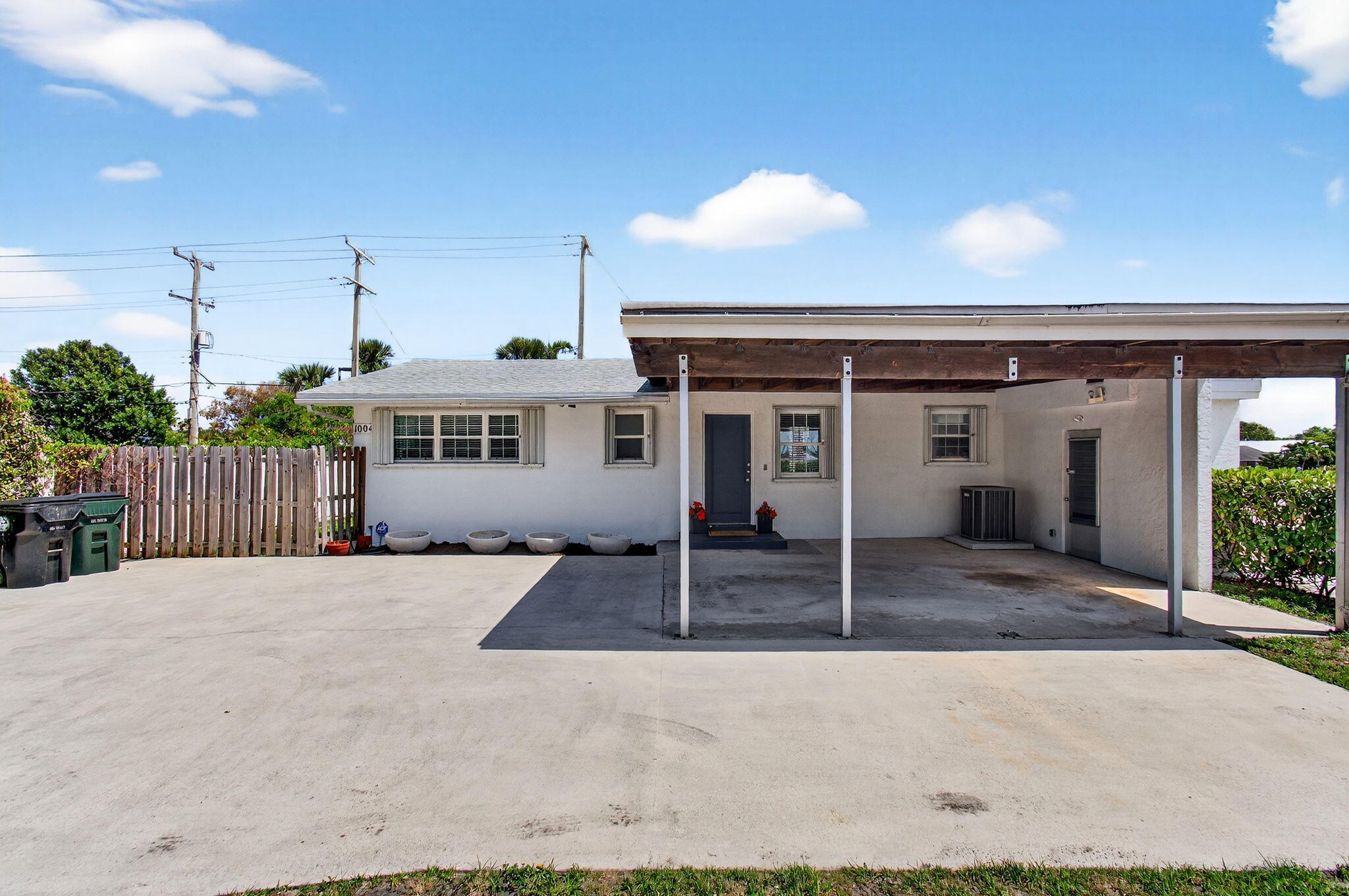 1004 N A Street