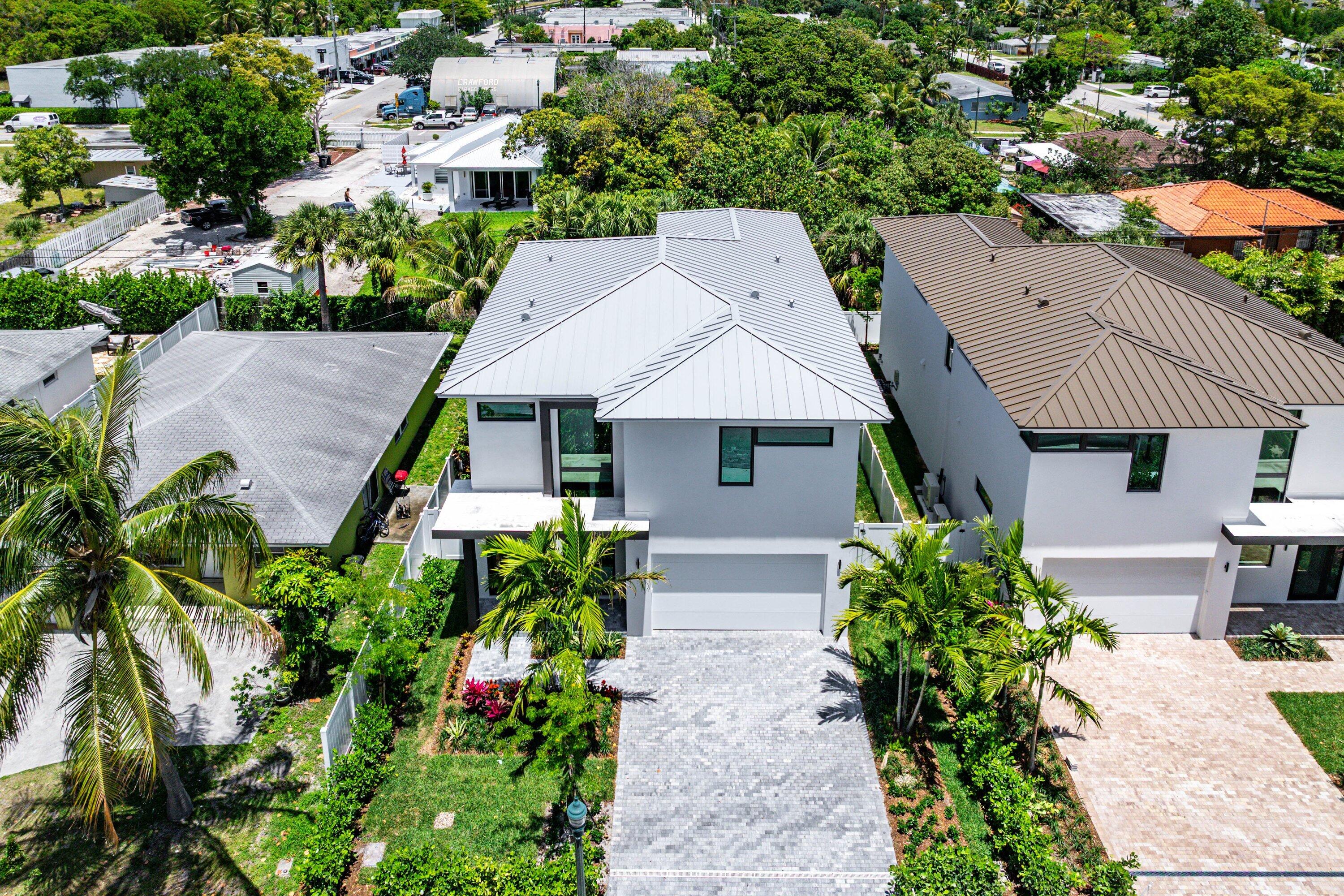207 SE 5th Street