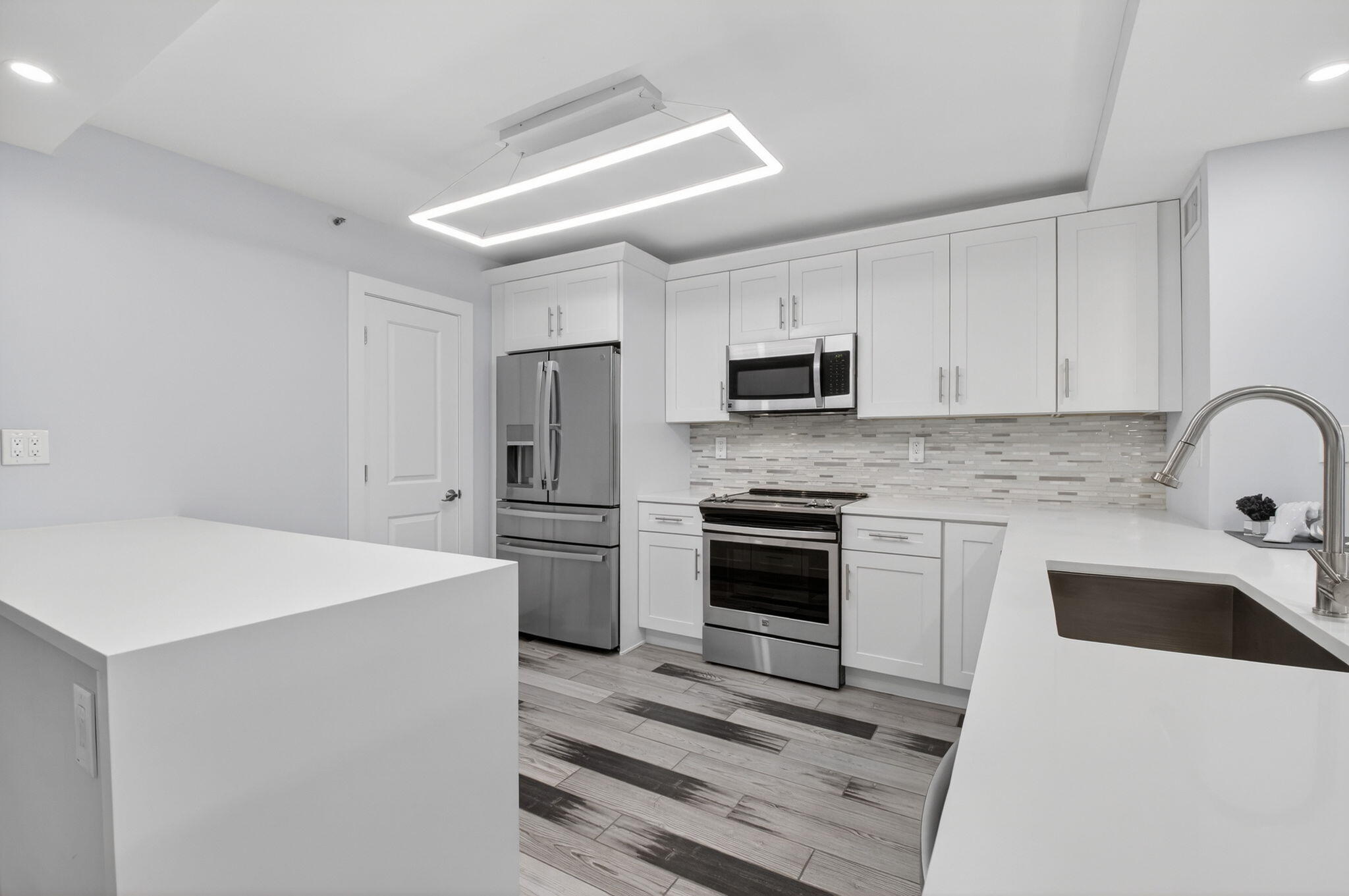 3420 S Ocean Boulevard 11s